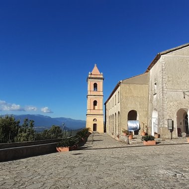 Pietrasanta, Ciolandrea, Bosco e Museo Ortega